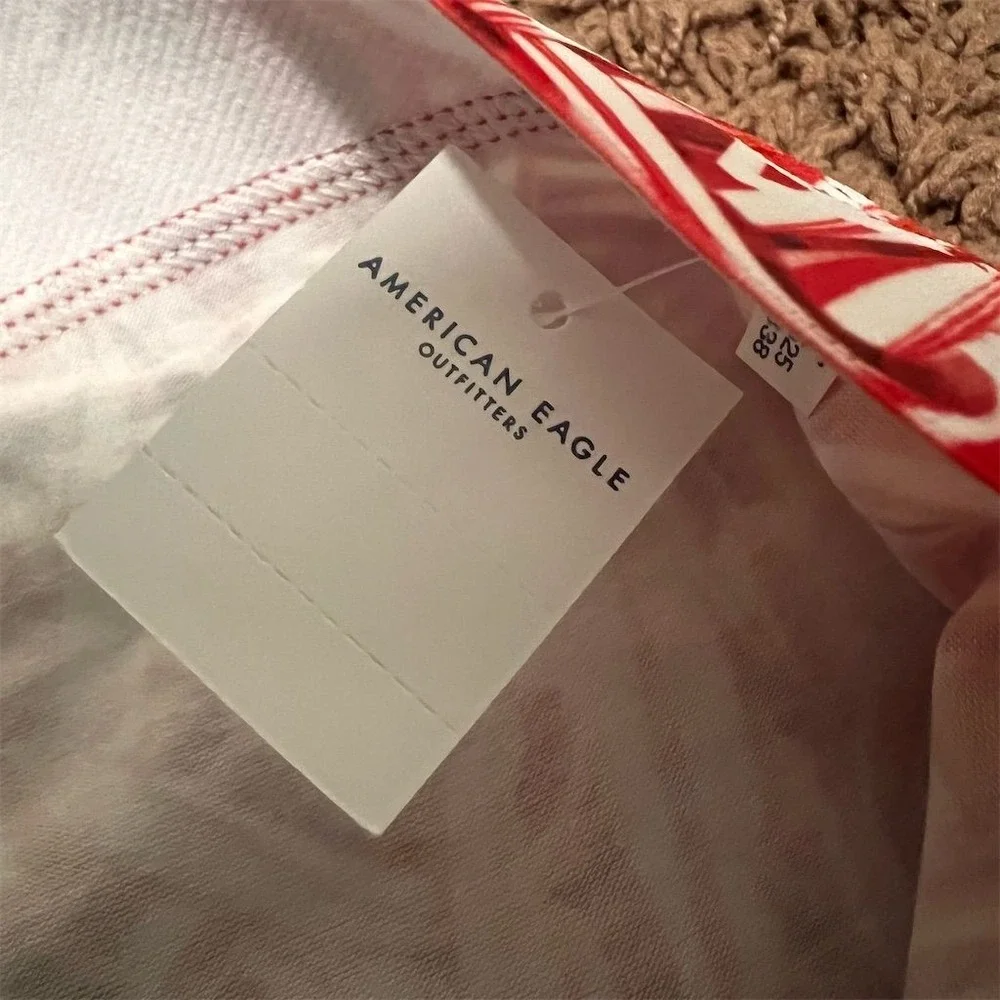 American Eagle Men's Holiday Boxer Briefs Red & White Striped‎ Size Medium NWT